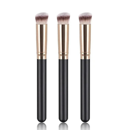 Foundation & Concealer Brush — Dense Contour Blending Brush