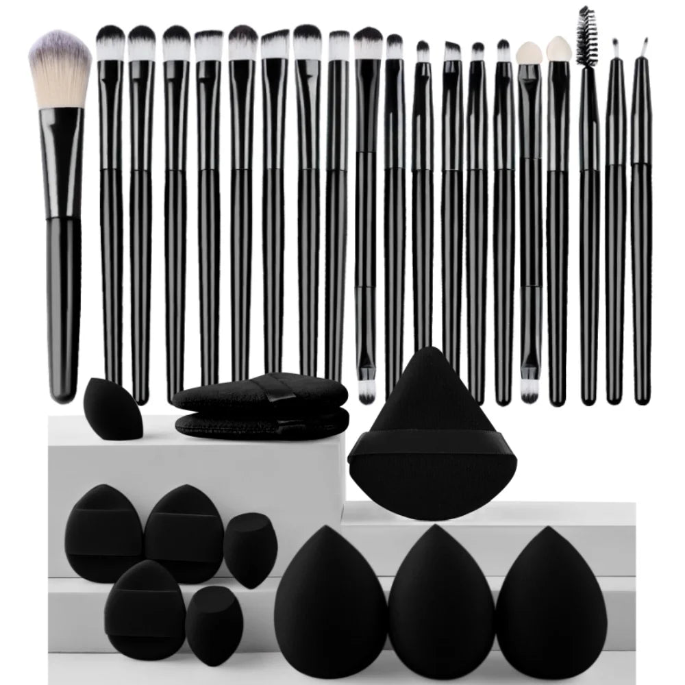 20-Piece Makeup Brush Set — Face, Eye & Blending Brushes