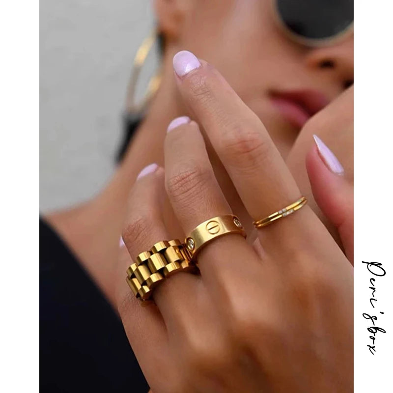 Chunky Gold Chain Ring — PVD Plated Stainless Steel