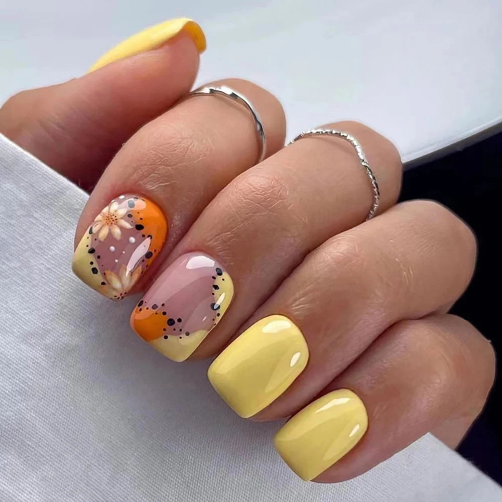 Press-On Nails 24pc — Short French Floral & Butterfly Set